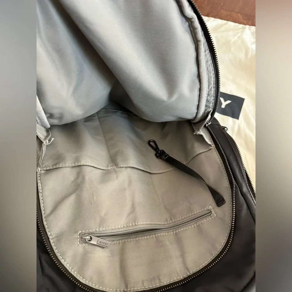 Away Black Everyday Backpack - Away